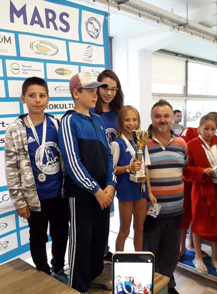 V. Szentes Sprint 25